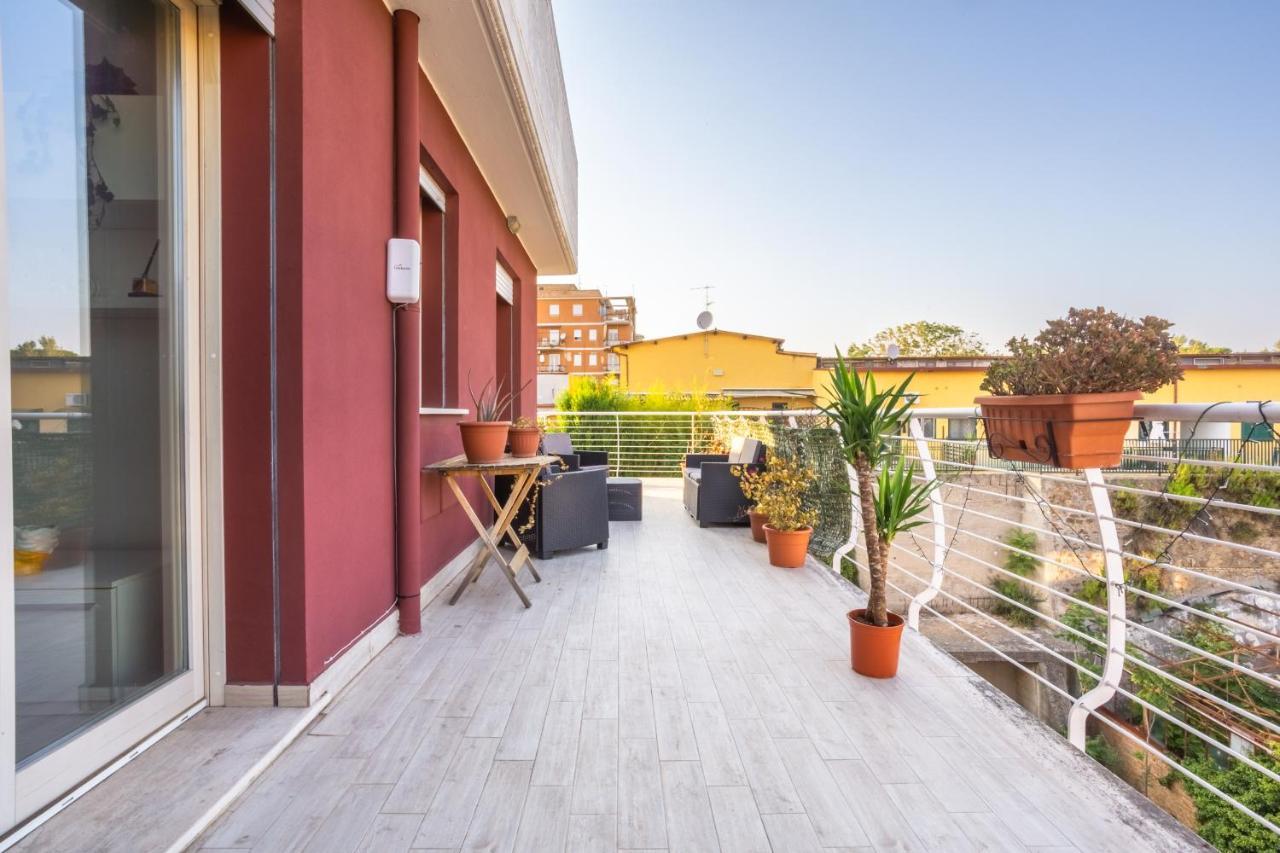 Urban Retreat -private Parking+terrace Appartamento